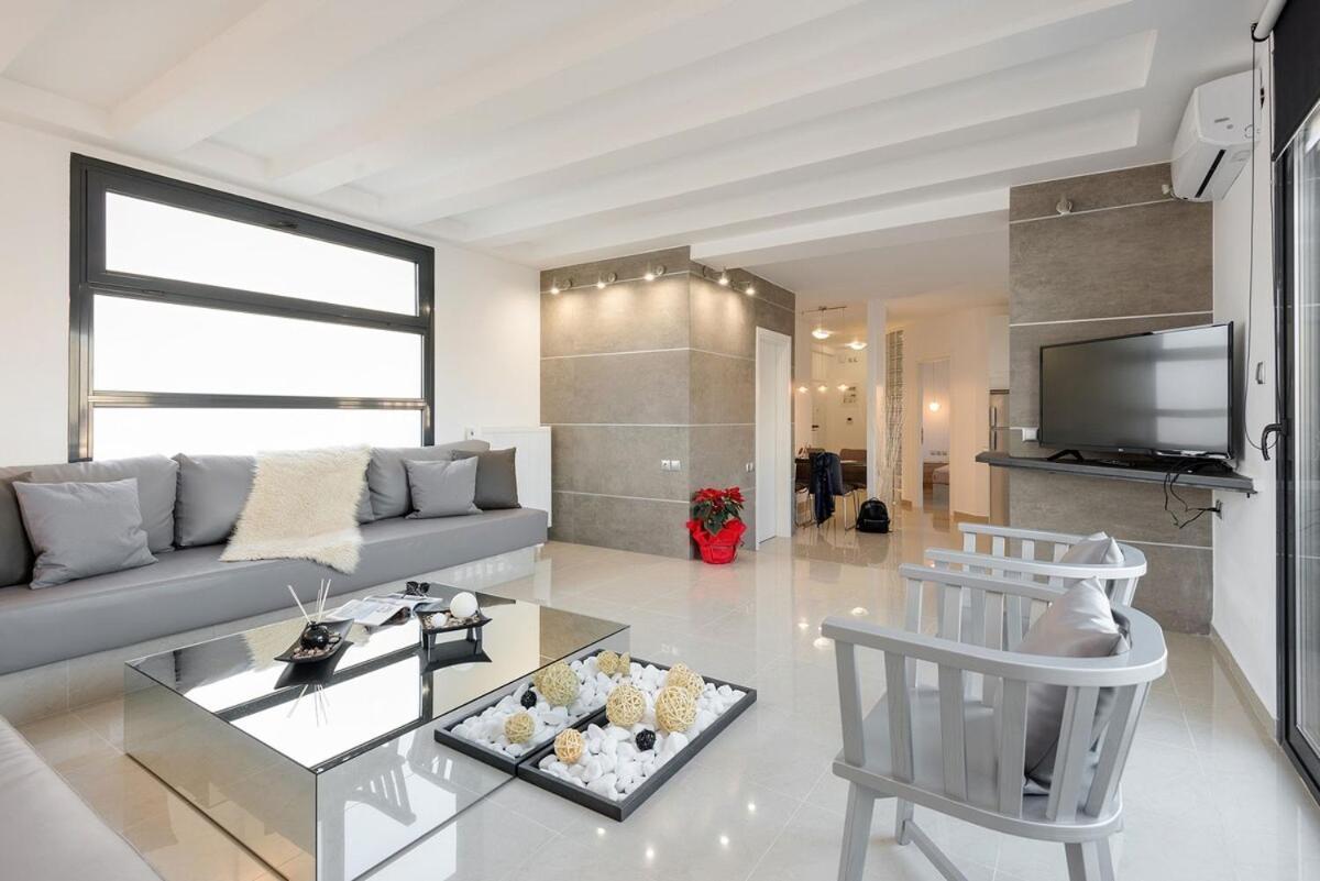 테살로니키 Ace Location | Luxury Building 아파트 외부 사진