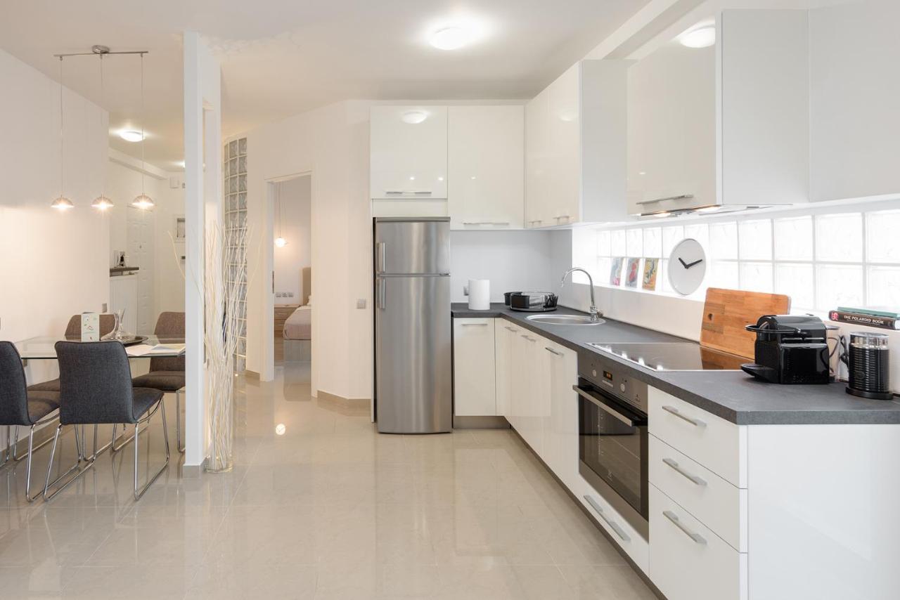 테살로니키 Ace Location | Luxury Building 아파트 외부 사진